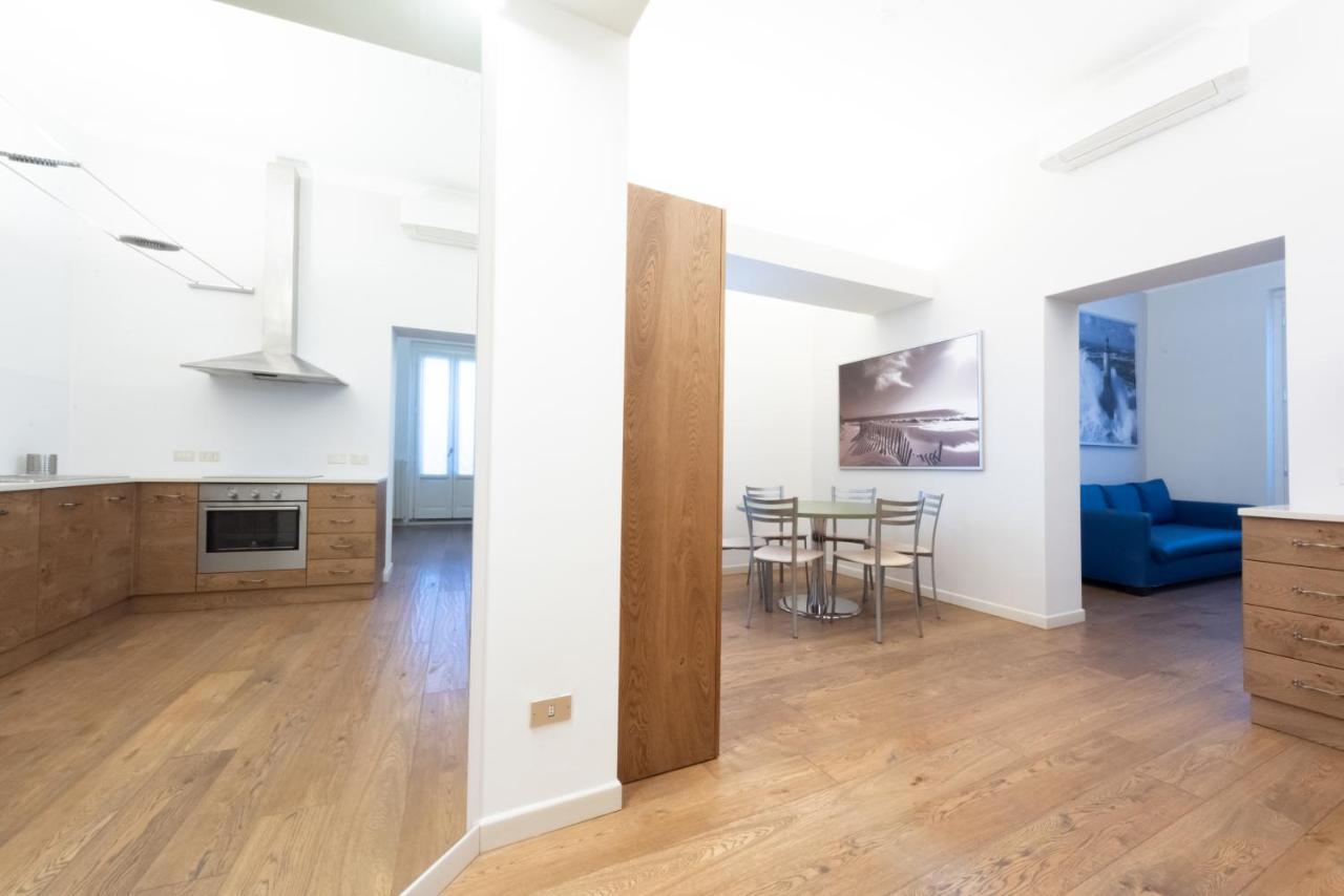 Apartamento Porta Venezia Elegant Penthouse With Terrace Milán Exterior foto